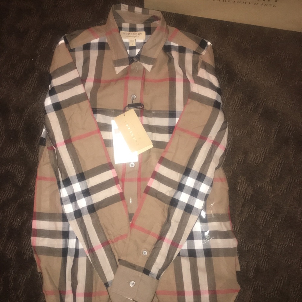 Burberry Shirt ‼️‼️